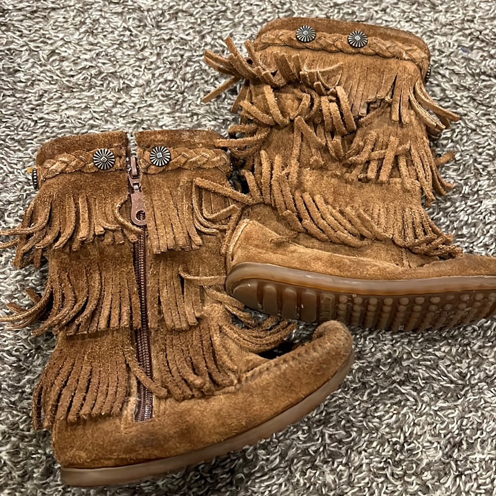 Toddler Minnetonka Boots